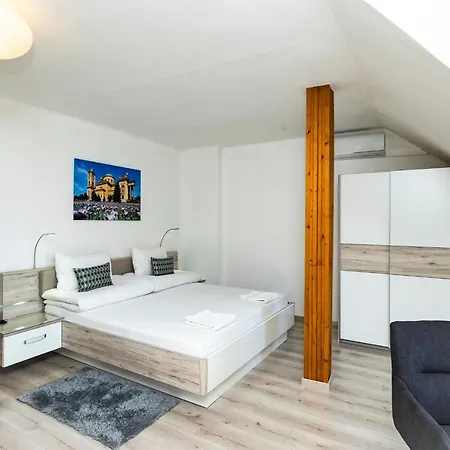 Gasthof Dobo Vendeghaz 3*