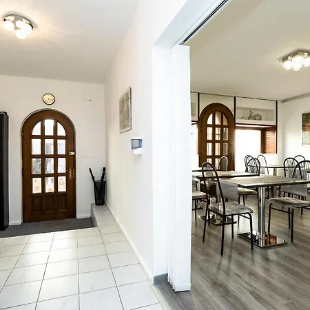 Dobo Vendeghaz Guest house 3*